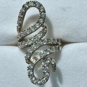 Cubic Zirconia CZ and Sterling Silver Fashion Ring Size 9